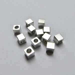 Wholesale fashion jewelry 5mm silver plated blank metal cube beads