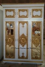 Classic Wardrobe 001