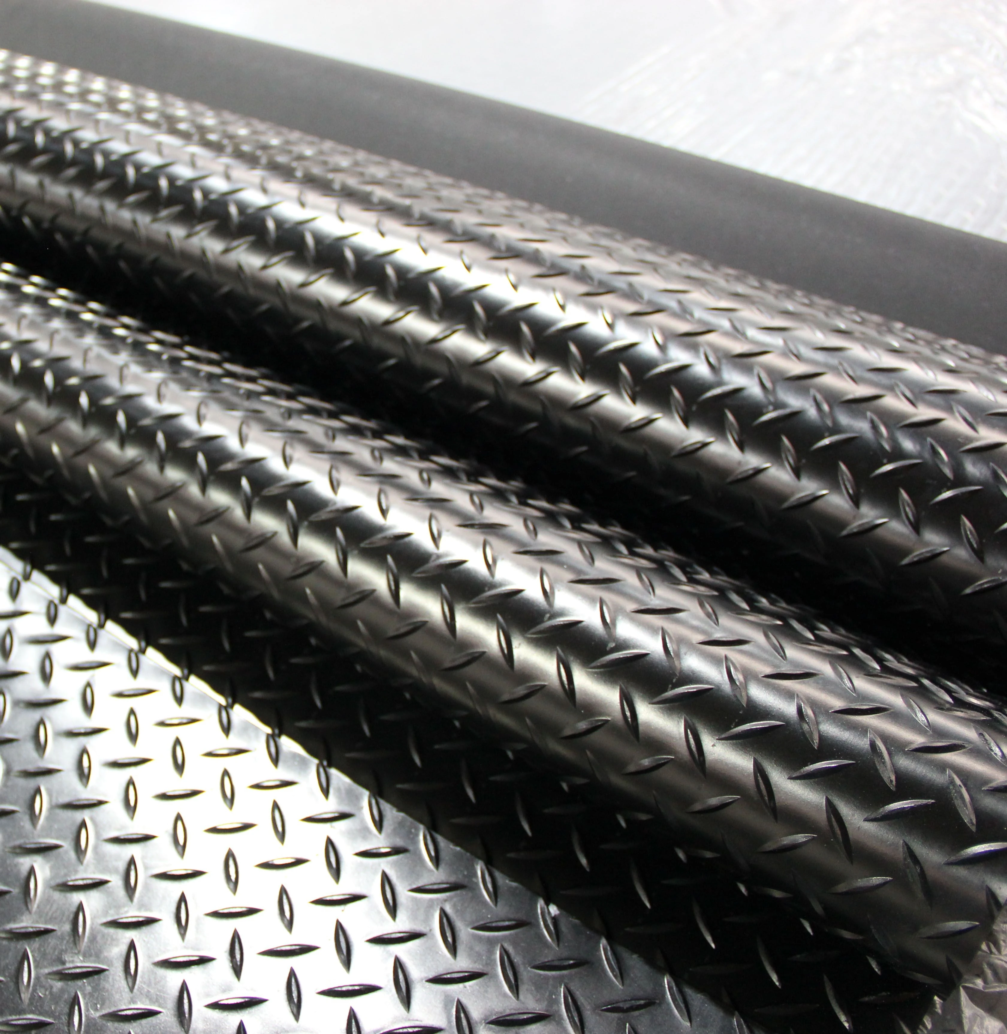 Buy Diamond Plate Rubber Flooring from Tianjin New Rising Rubber And