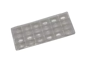The macaron tray is simple and easy to carry, and the transparent plastic tray can turn over the box