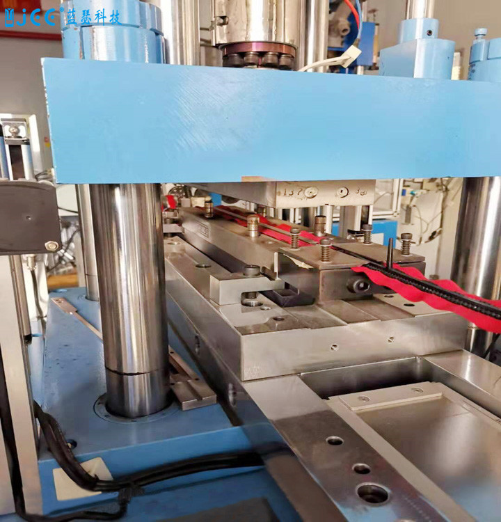 Buy Auto Plastic Teeth Injection Molded Machine Zipper Making Teeth ...