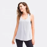 Custom brand name and logo premium quality loose size style cheap price women tank top