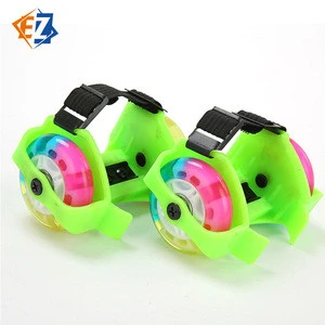 Flashing Cheap and Portative Hot Wheel Flashing Roller for Kids and Wholesale