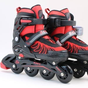 Good quality adjustable 3 in 1inline skate with base of roller and ice patines with knitting material