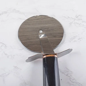 High-qualiy Pizza Cutter Stainless Steel Pizza Cutter Wheel with ABS anti-slip Handle