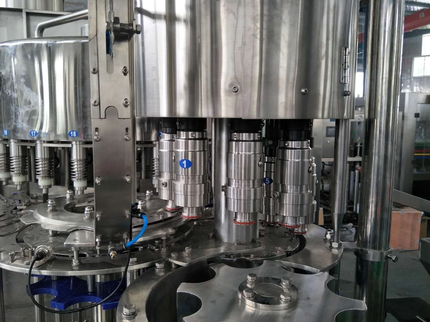Industrial Soda Carbonated Water Mixing Filling Capping Making Production Line Machine