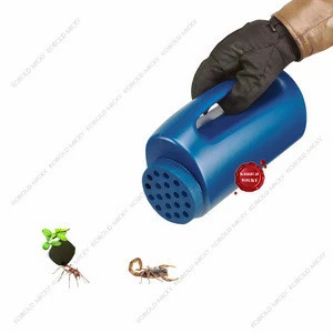 kobold 2l Handheld Spreader - Insect Repellent, Diatomaceous Earth, Salt, Calcium Chloride, Pet Ice Melt Melter as Deicer