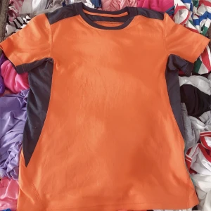 Popular and colorful cheap second hand used clothes for sale