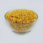 Red lentils whole, Masur dal, Toor Dal,Desi chickpeas.