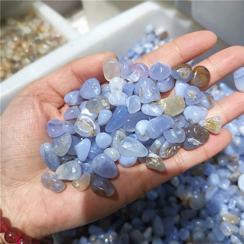 Wholesale Natural Polished Tumbled Crystal Quartz Gemstone Blue Chalcedony Agate Stone For Healing Crafts