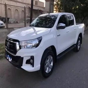 Fairly Used To-yo-ta Hilux 4X4 truck for sale