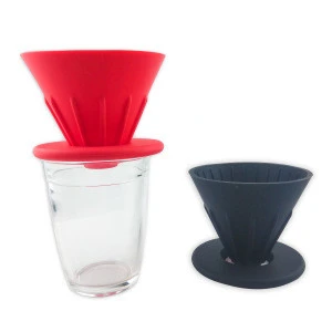 2020 OEM Food Grade  Reusable Pour Over Dripper Water Filter  Cone Silicone V60 Coffee Dripper set