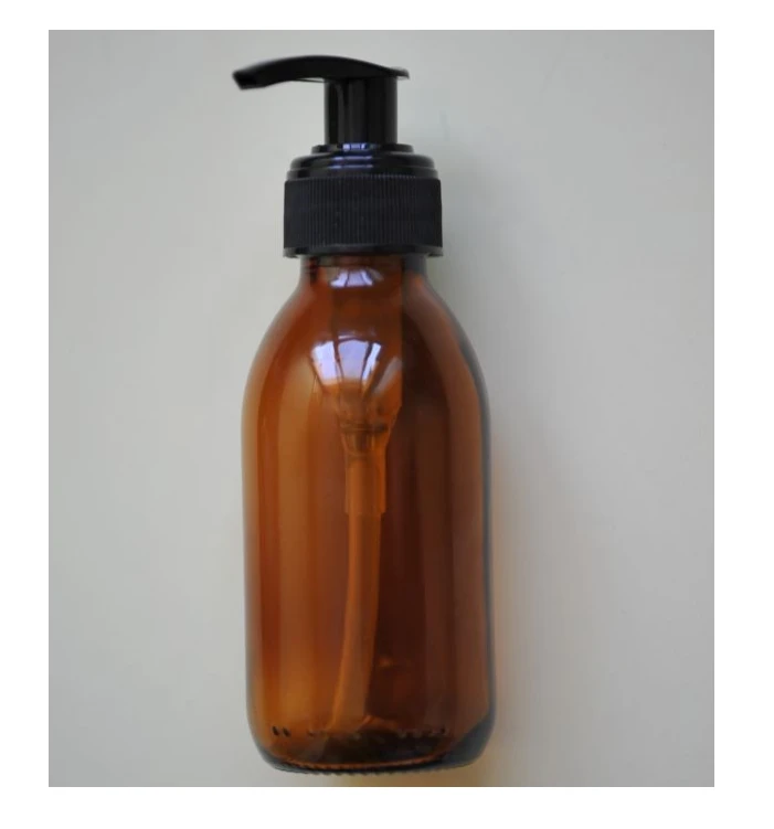 Camphor massage balm 110 ml in glass bottle with cream pump -  For a warming massage