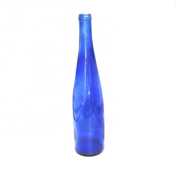 Empty clear 750ml 75cl blue red wine glass bottle beverage juice Bordeaux  purified water  bottle with cork stopper