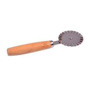 Hot Selling Stainless Steel Pizza Cutter Durable Pizza Slicer Wood Handle Promotional Pizza Wheel