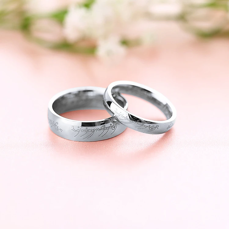 LD-(37)026  CRings  Stainless steel ring gold men and women popular titanium steel couple ring