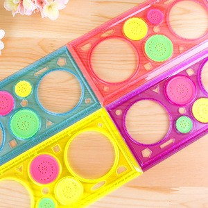 Multifunctional Children Variety Spirograph drawing plastic ruler, color random Drawing Toys