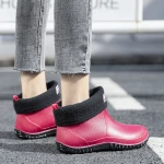 New waterproof and non-slip ankle rain boots outdoor rubber rain shoes PVC short rain boots warm solid color ladies boots