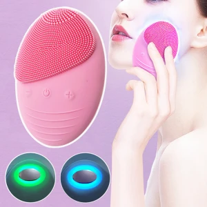Ultrasonic IPX7 waterproof silicone wireless rechargeable facial cleansing brush