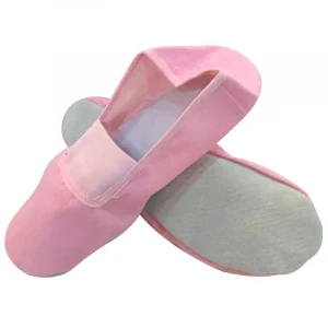 Dance shoes in wholesale prices