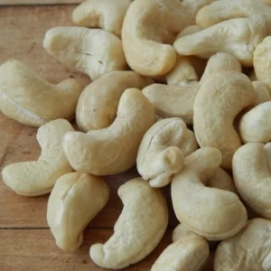 Raw Cashew nuts