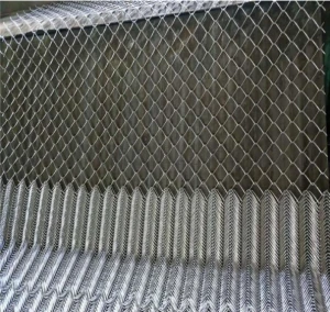 High-Quality Twist Edge & Hook Net – Durable Wire Mesh Fence for Highways, Railways, and Poultry