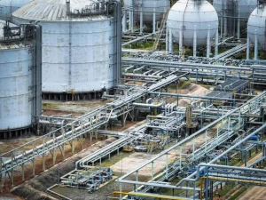 petrochemical  JET FUEL,D6,MAZUT M100,AVIATION,EN590 (ULSD 10PPM)D2 GASOIL L-0.2-62 GOST 305-82 OR (50PPM),EXPORT BLEND