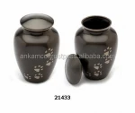 A Family of high quality Paw Pet Cremation Urns