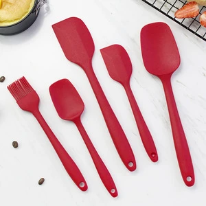 Amazon Top Seller Cute Kitchen Cooking Utensils 5Pcs Baking &amp; Pastry Tools Mixing Butter Tongs Brush Best Silicone Spatula Set