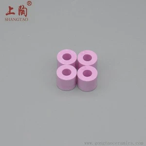 Ceramic guides for textile machinery in textile machine parts