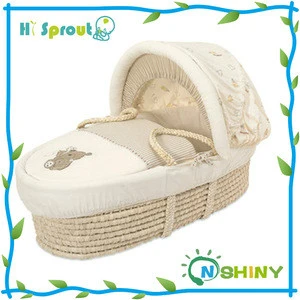Cute comfortable travelling crib babies moses basket