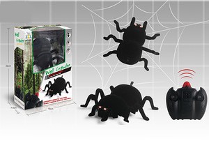 Free sample Novel electric remote control climbing cool spider toy with light for FOB price
