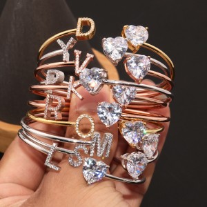 Heart and letter design iced out bracelets bangles for women jewelry with wholesale price