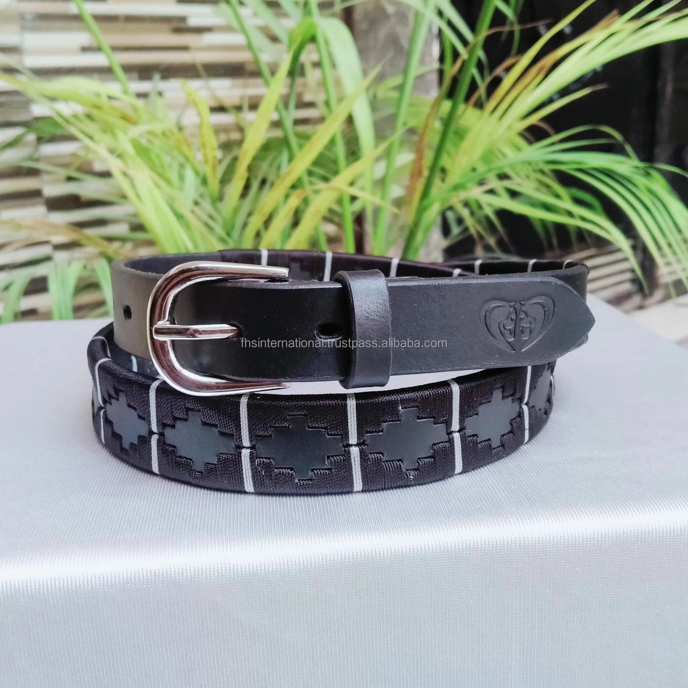 High Quality - Leather Polo Belt - Genuine Leather - Hand Stitched - Zinc Alloy Buckle - Black with Silver nylon shine thread