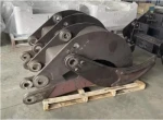 ISO9001 Manufacturer Custom Iron/Steel Parts Vehicle Hardware OEM Backhoe/Tractor Components Heavy-Duty Truck for Xg and Agco Down Frame Bracket Wood Grapple