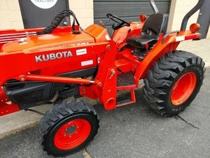 Kubota L6060 4WD 62HP Tractor, Loader, &amp; Bucket