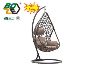 New design modern PE garden rattan hanging swing egg chair hanging swing bubble chair with stand