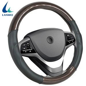 Professional manufacturers provide soft hand feeling wood grain PVC PU leather steering wheel cover