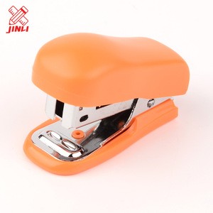 Promotional gifts 2018 candy color manual fashion school students stationery 12 Sheets office mini stapler