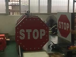 Solar power Led flashing "No entry" Sign and Traffic Warning Sign with Solar Traffic Signal