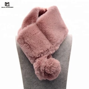 wholesale New Design Fashion pink color fur pom pom kids scarf