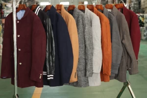 Used men woolen coat S wholesale