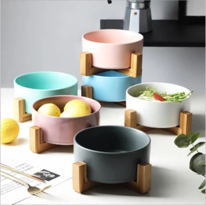 2020 New Arrival Coloured Glaze Ceramics Bowls with Wooden Stand Salad Bowl