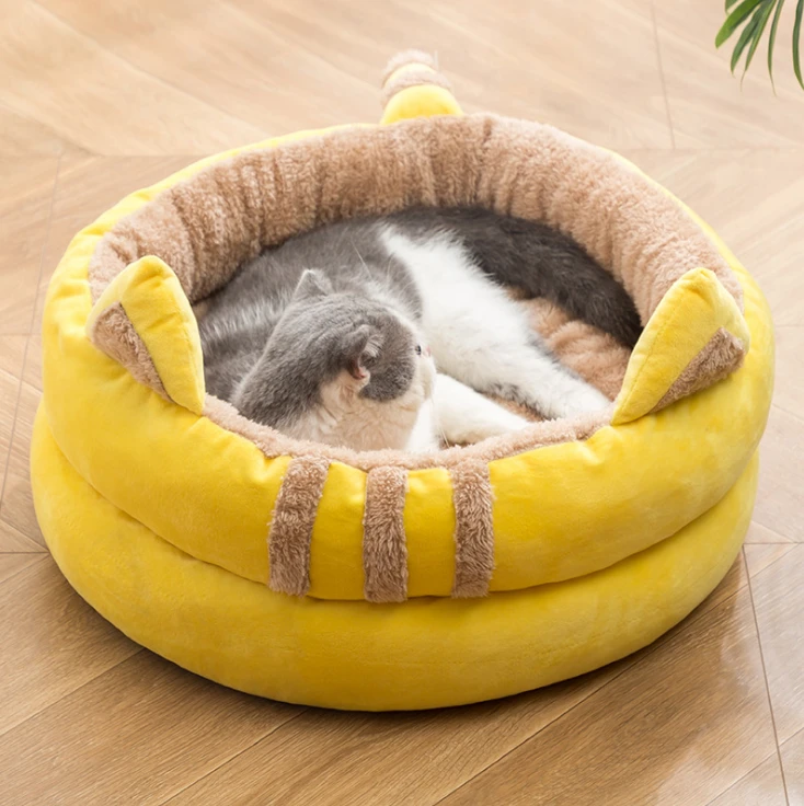 2021 New Style Cat Sofa Bed Soft Warm Comfortable Plush Cat Bed with Factory Price
