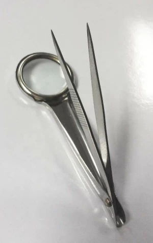 Cheap price tweezer with magnifying glass