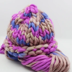 Chunky wool like 100% bulky acrylic yarn for arm knitting