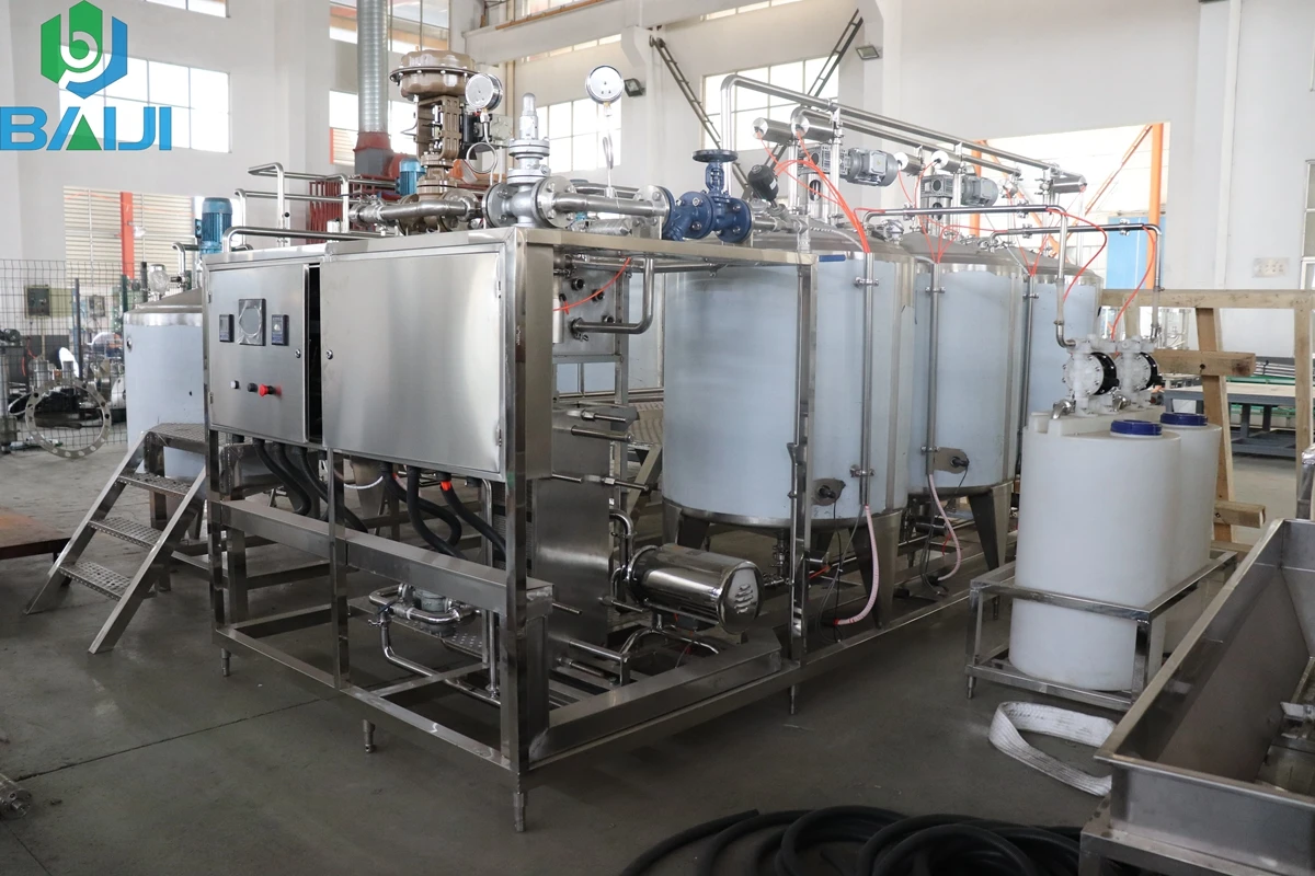 Commercial fruit juice beverage making packing equipment / 3 in 1 bottled juice filling capping machine / bottling plant