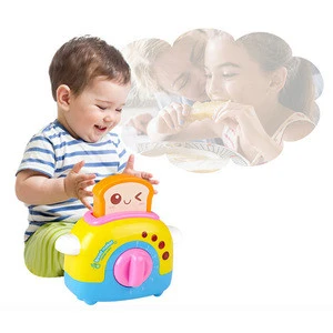 Electronic mini toy toaster plastic baby kitchen toy with music