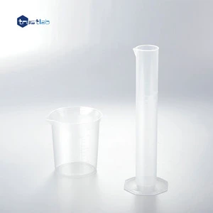 Graduations and ground-in stopper glass measuring cylinder with spout