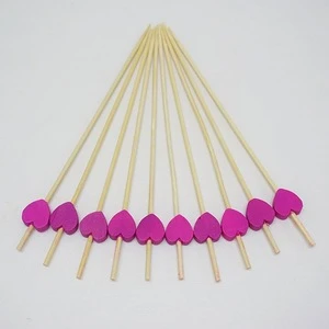 High quality Round Bamboo Sticks Eco BBQ Sticks Wholesale heart-shaped decoration Fruit Sticks